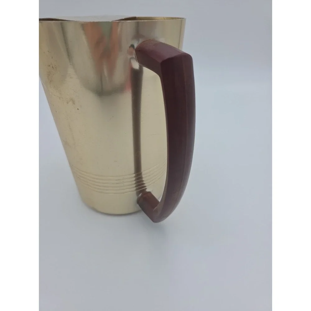 Vintage Regal Ware Supreme Metal Aluminum Pitcher Ice Lip  MCM USA